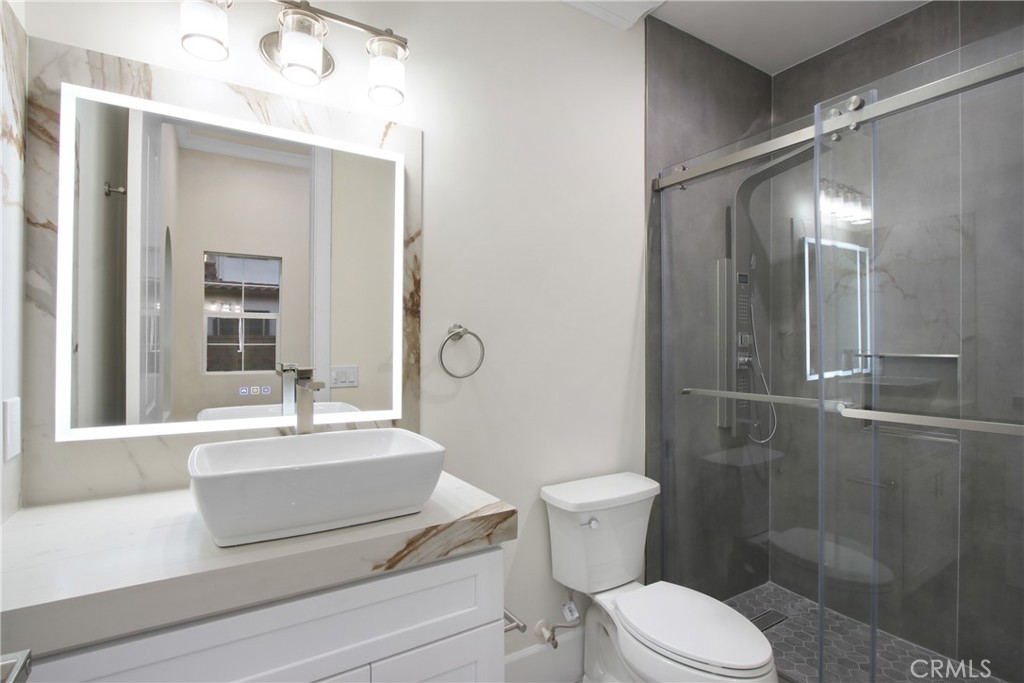 13715 Copley Property Photo 30