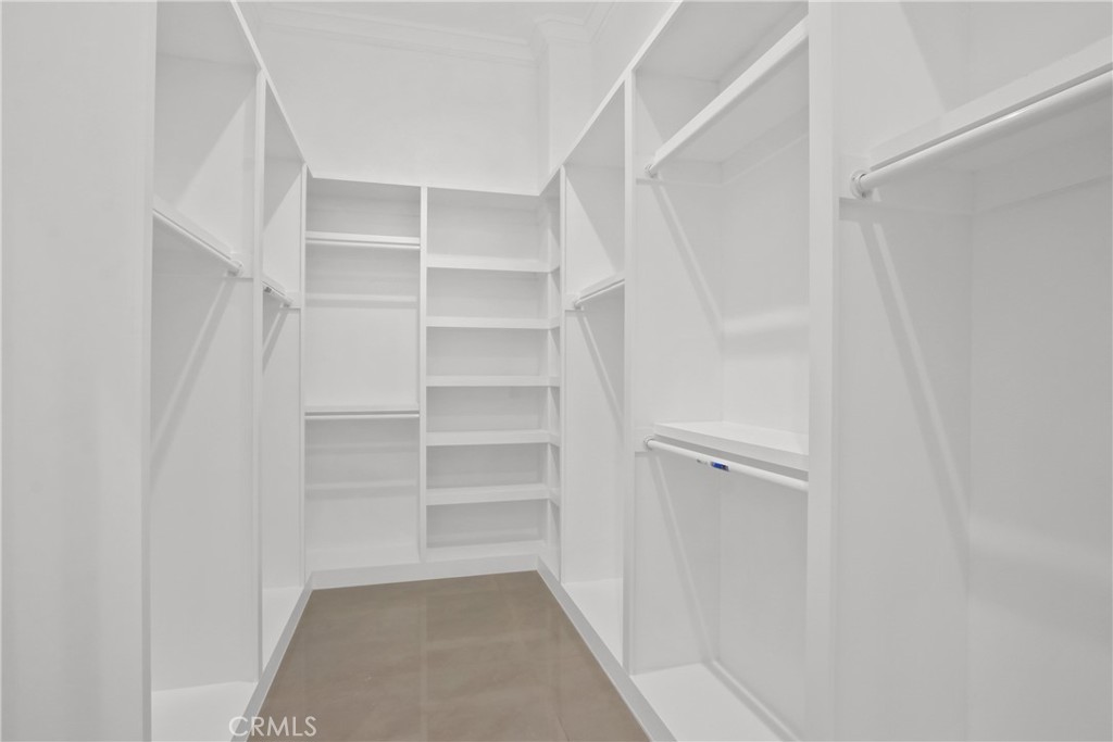 13715 Copley Property Photo 33
