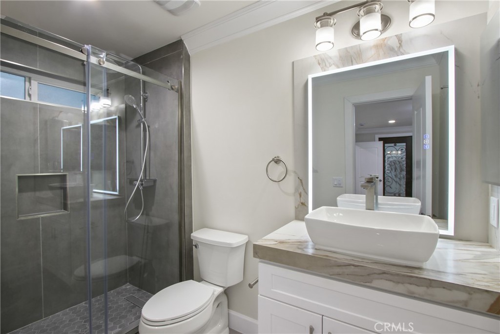 13715 Copley Property Photo 36