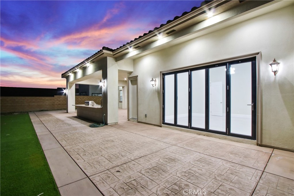 13715 Copley Property Photo 46