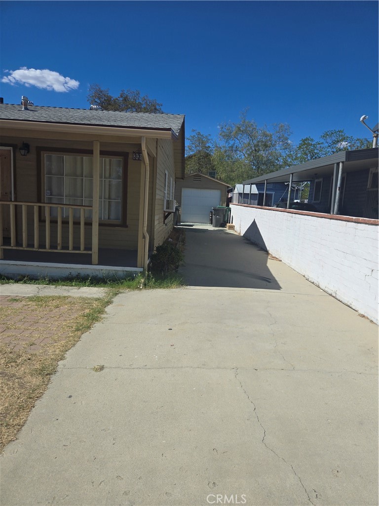 339 N Alessandro Street Property Photo 5