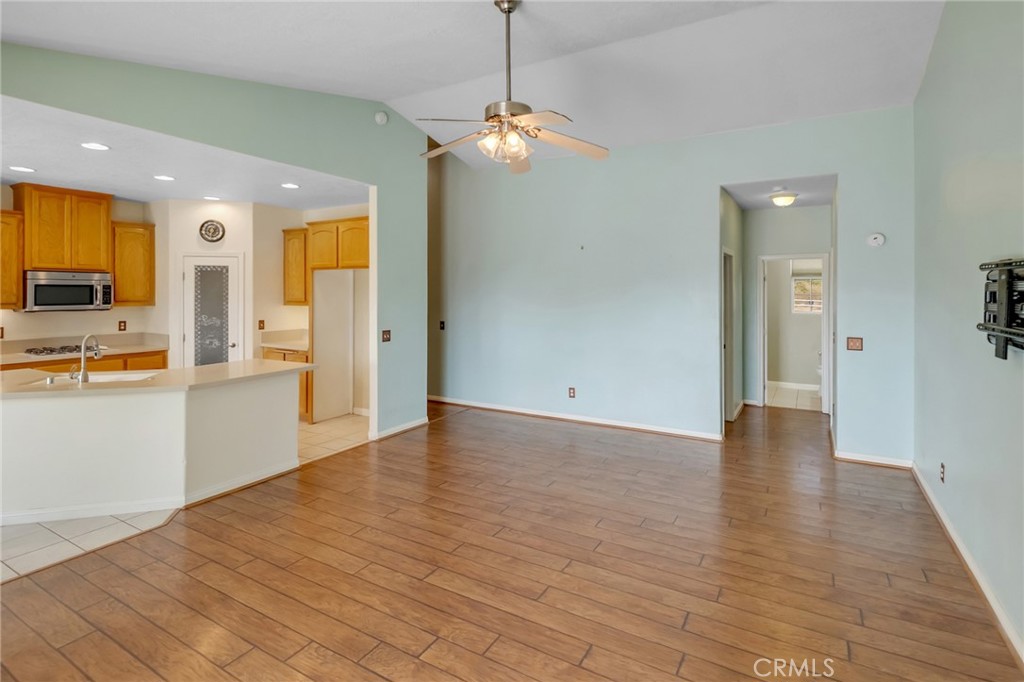 17112 Century Plant Property Photo 14