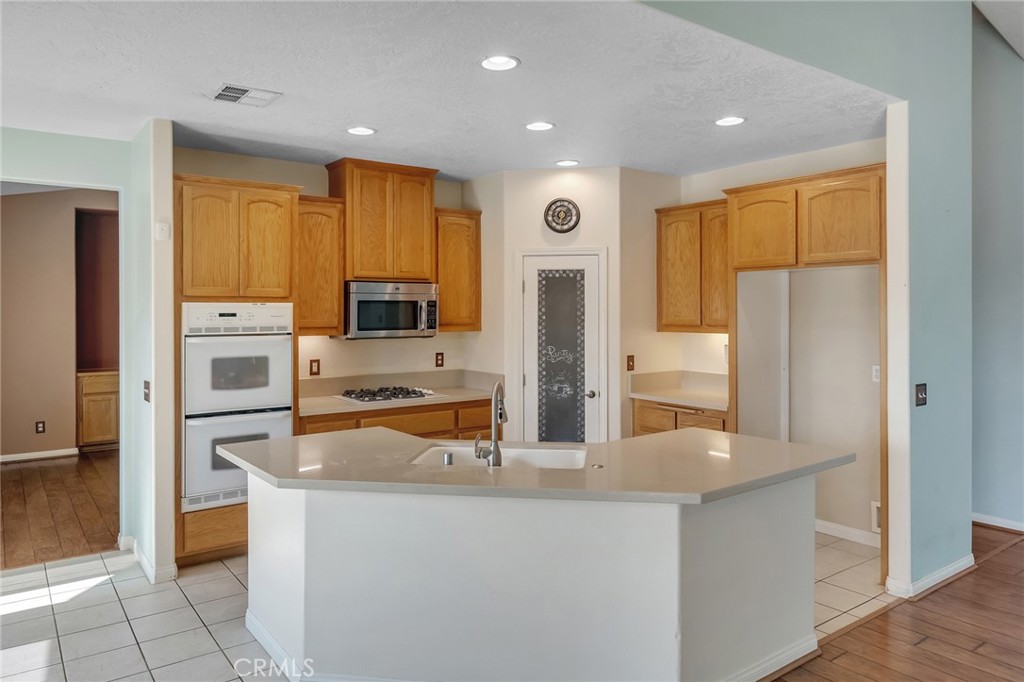 17112 Century Plant Property Photo 15