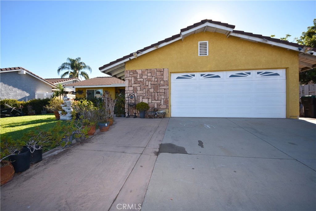 12732 Andretti Street Property Photo 2