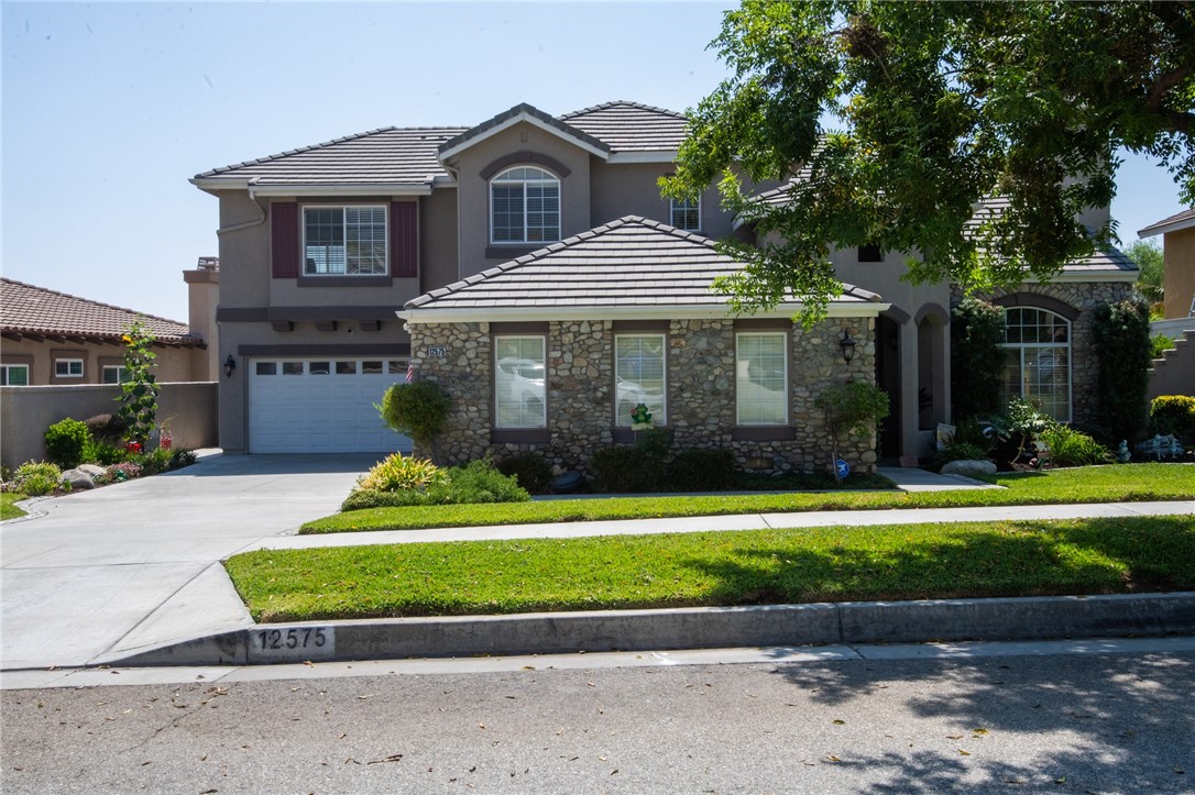 12575 Carmel Knolls Drive Property Photo 3