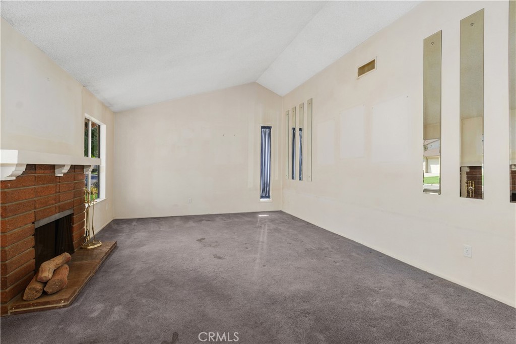 6631 Wintertree Drive Property Photo 6
