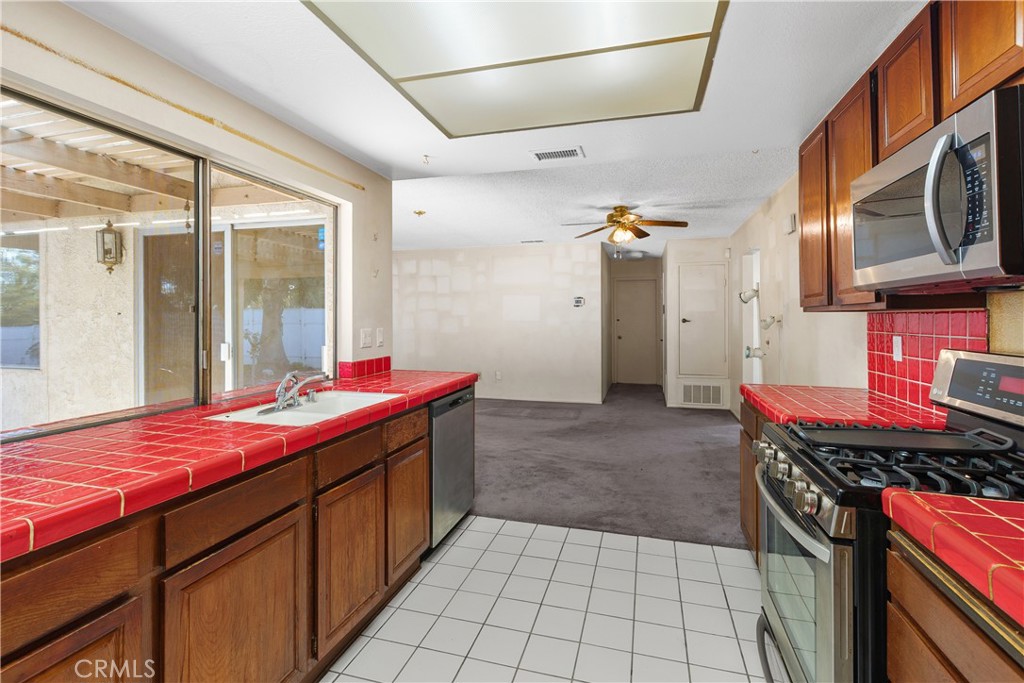 6631 Wintertree Drive Property Photo 15
