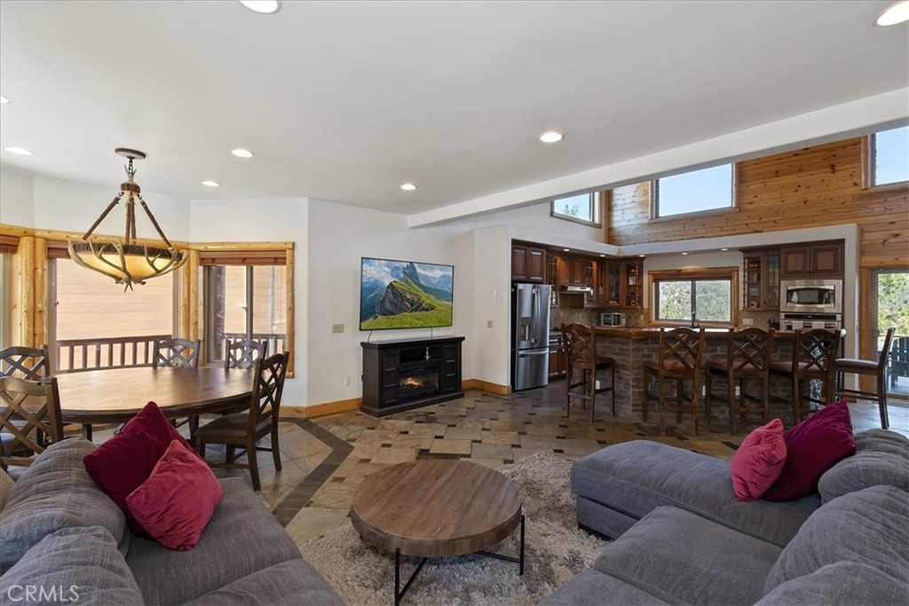 42324 Eagle Ridge Rd Property Photo 9