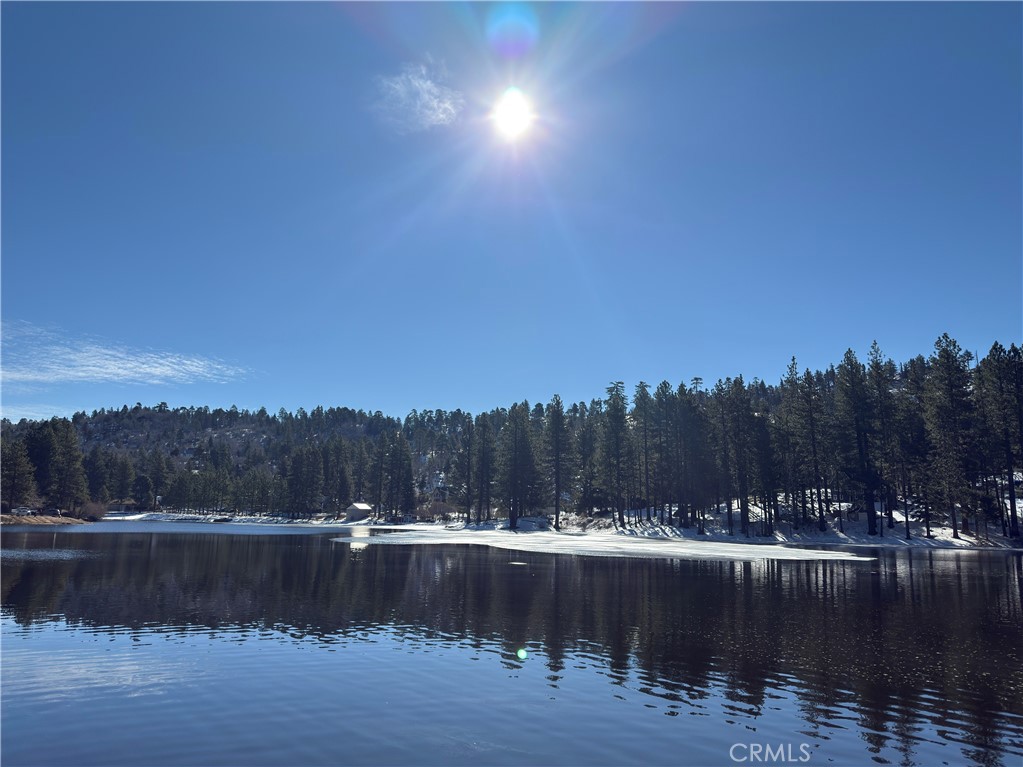 400 Pine Knot Property Photo 4