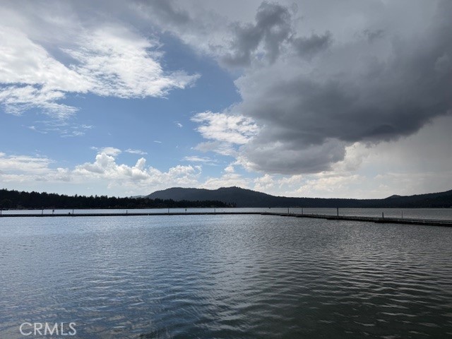 400 Pine Knot Property Photo 7