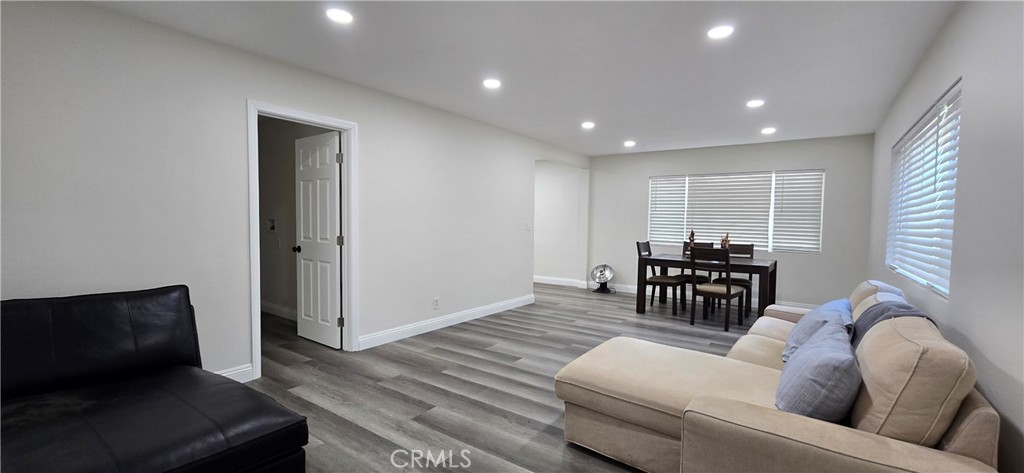 23615 Marshall Street Property Photo 7