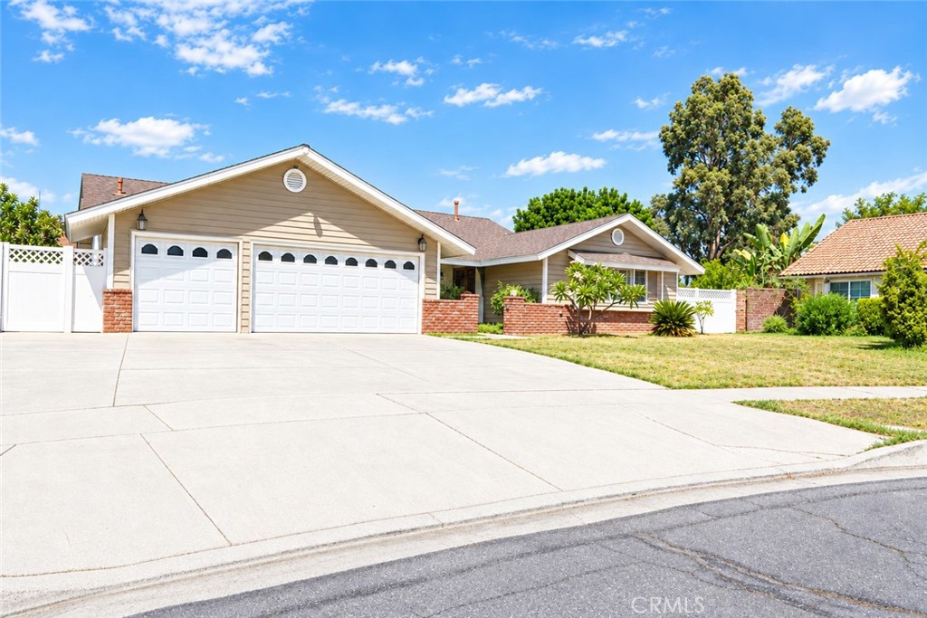 2164 N Date Property Photo 17