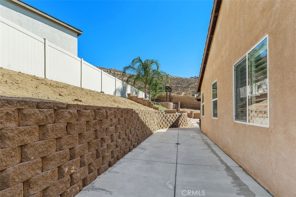 7066 Almandine Way Property Photo 37