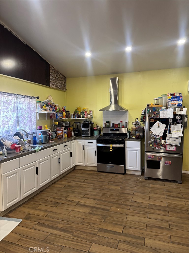8196 Pepper Avenue Property Photo 11