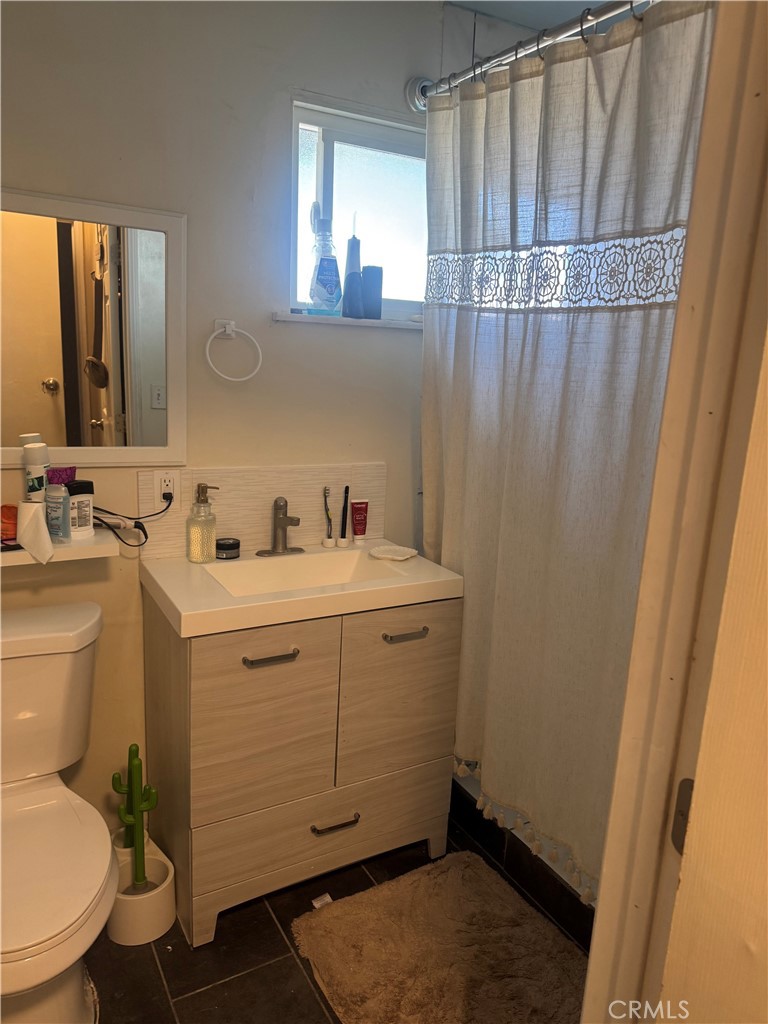 8196 Pepper Avenue Property Photo 18