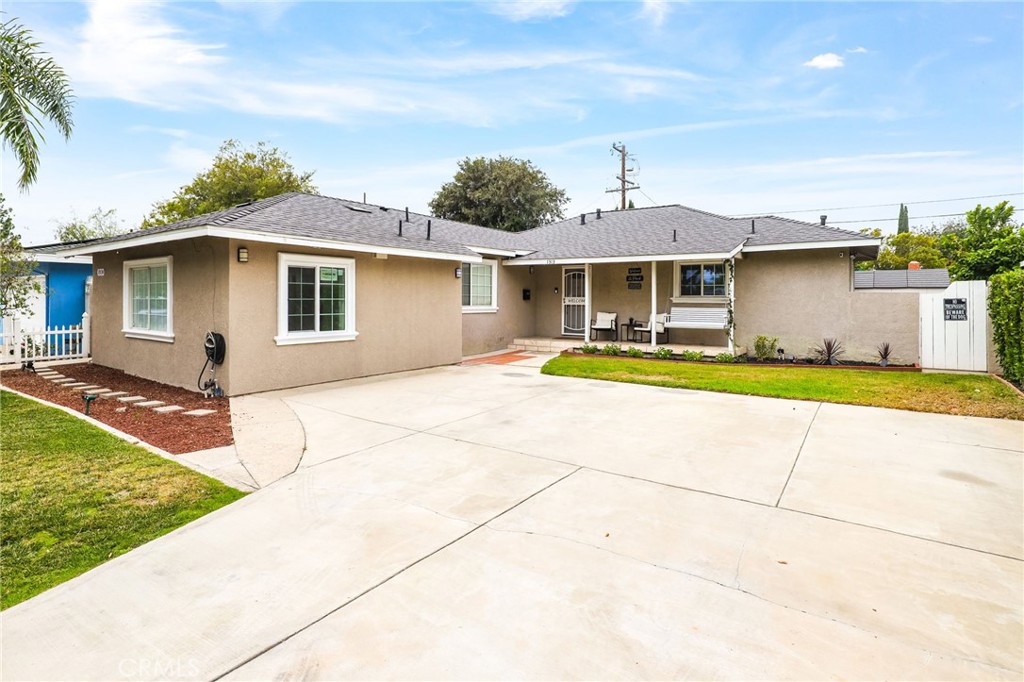 1313 E Merona Place Property Photo 1