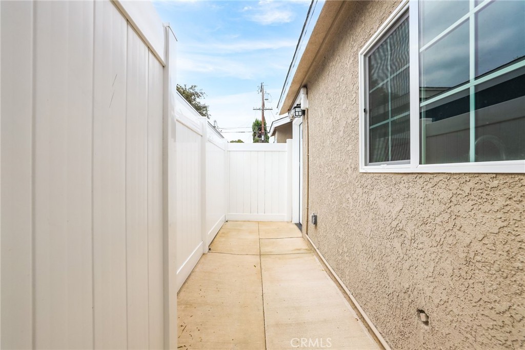 1313 E Merona Place Property Photo 24