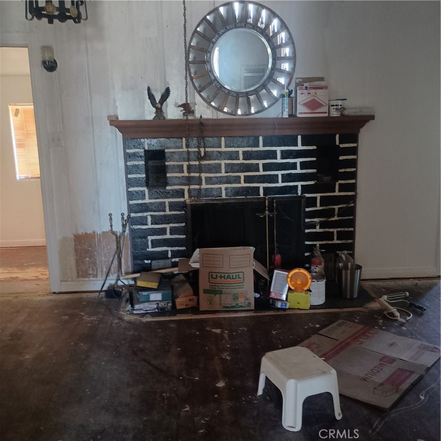 421 E Barbour Street Property Photo 4