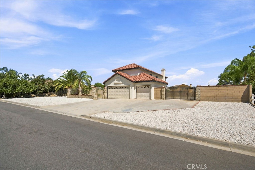 11422 Edmonson Avenue Property Photo 2