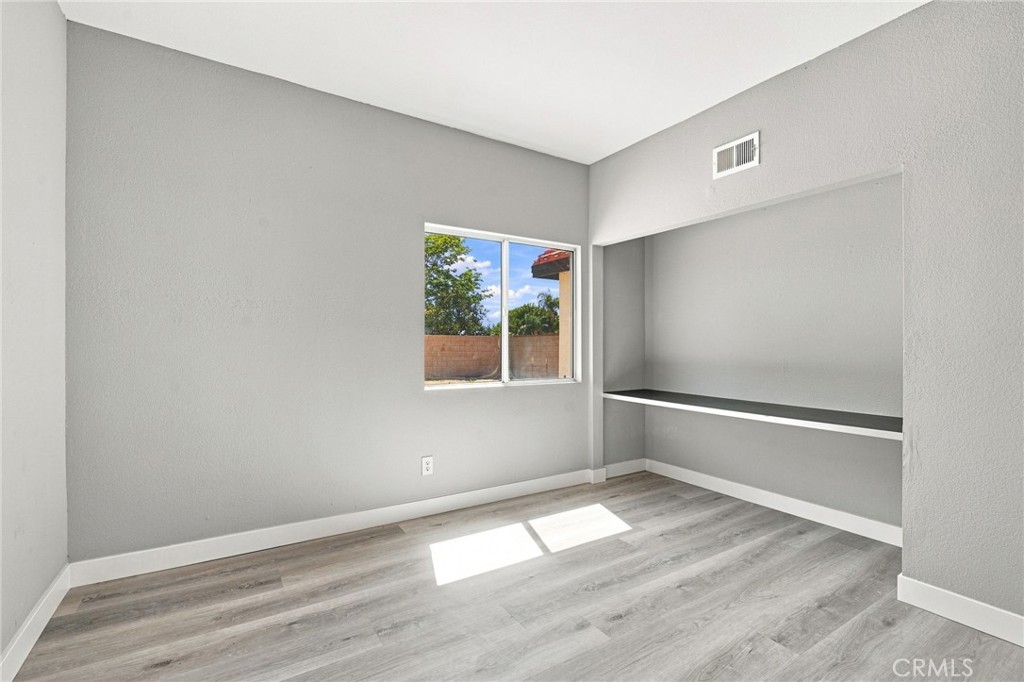 11422 Edmonson Avenue Property Photo 18