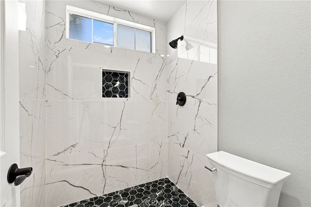 11422 Edmonson Avenue Property Photo 20