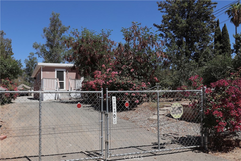 18100 Tereticornis Property Photo 2