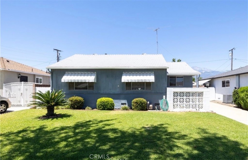 713 E Yale Property Photo 1