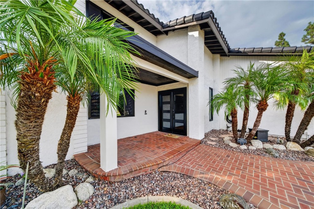 10302 Carrari Property Photo 4