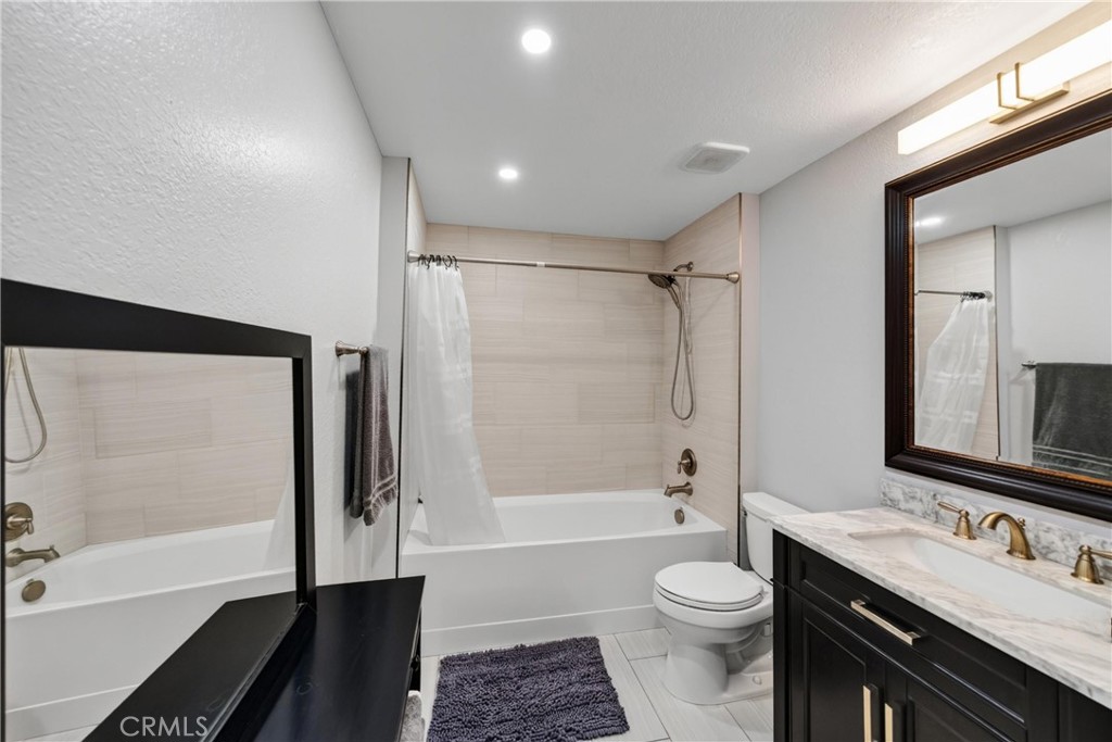 10302 Carrari Property Photo 31