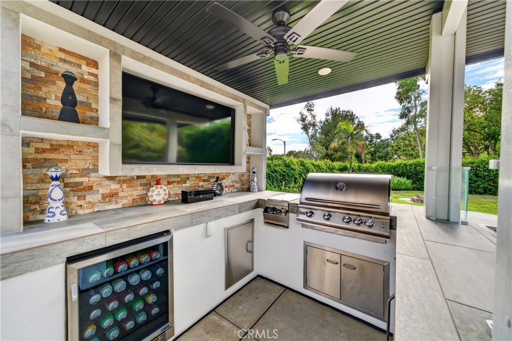 10302 Carrari Property Photo 39