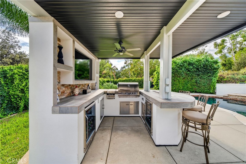 10302 Carrari Property Photo 40