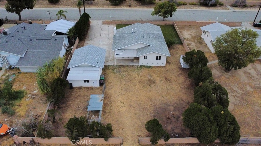 488 E Victory Avenue Property Photo 14