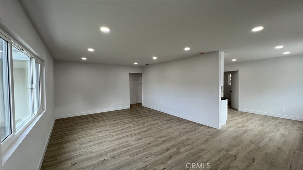 488 E Victory Avenue Property Photo 26