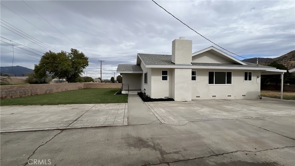 488 E Victory Avenue Property Photo 46
