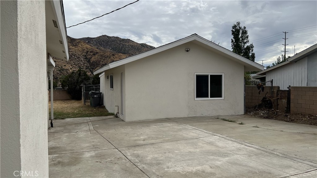 488 E Victory Avenue Property Photo 47