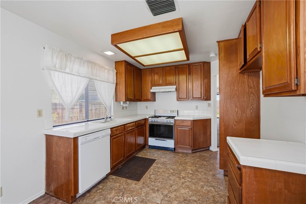 36892 Spanish Broom Property Photo 17