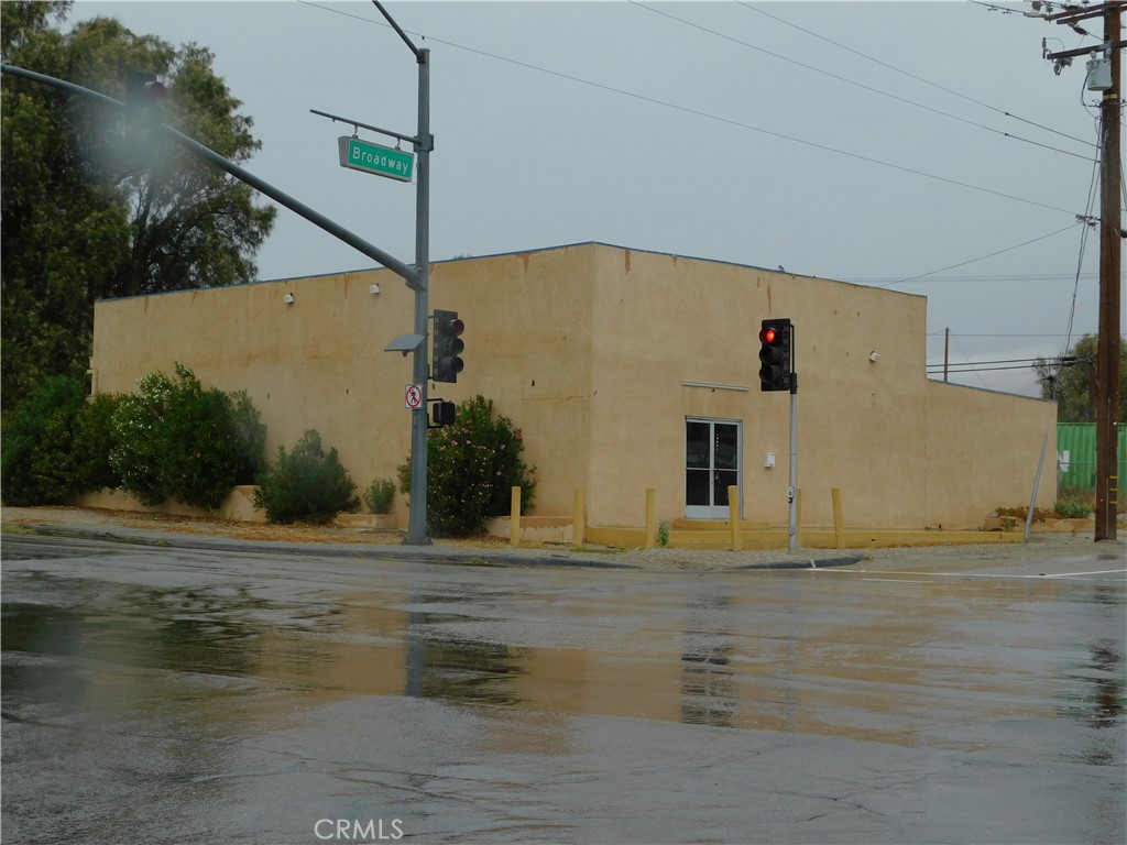 14081 Broadway Street Property Photo 1