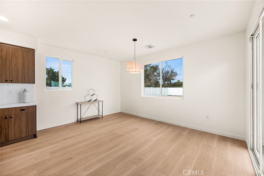 5505 Norwood Avenue Property Photo 10