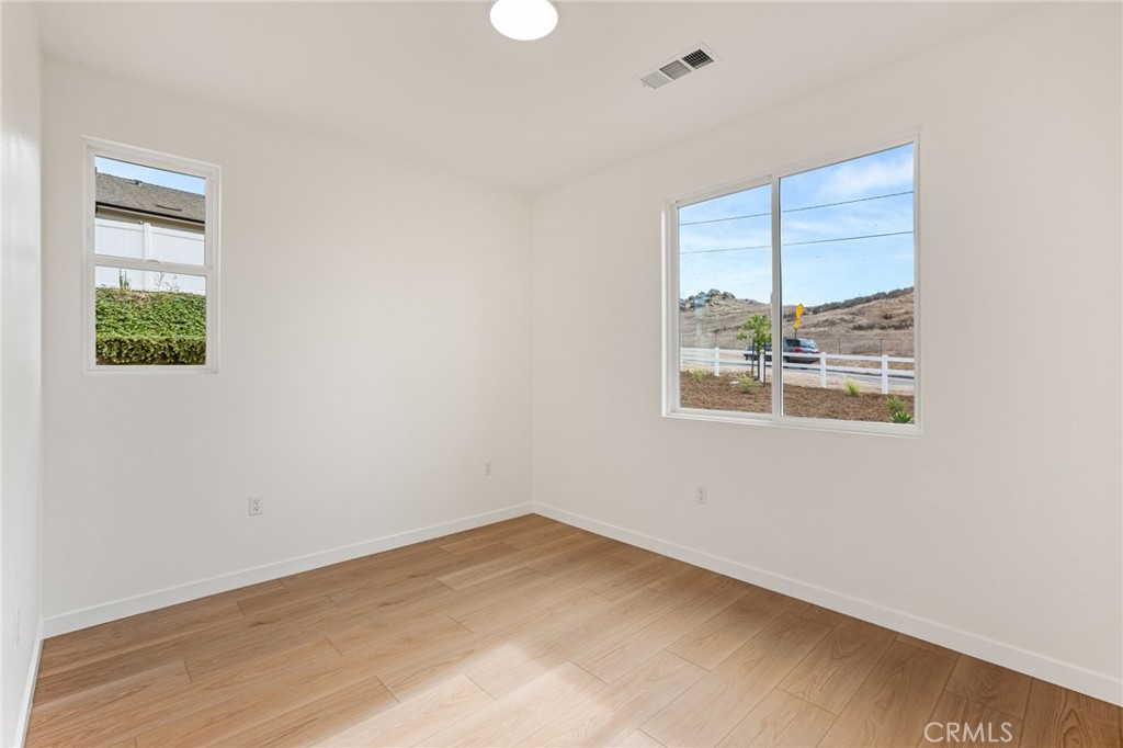 5505 Norwood Avenue Property Photo 14