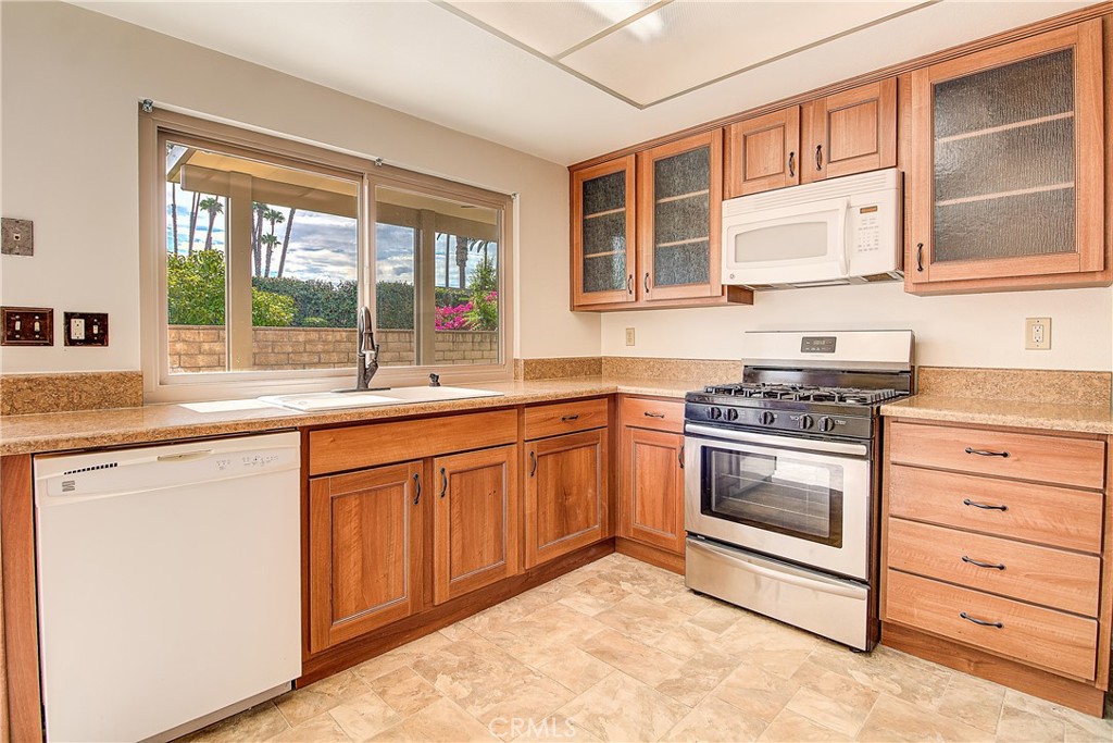 6624 Banyan Property Photo 17
