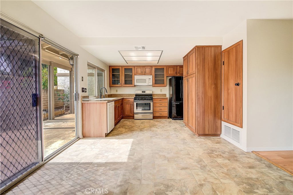 6624 Banyan Property Photo 21