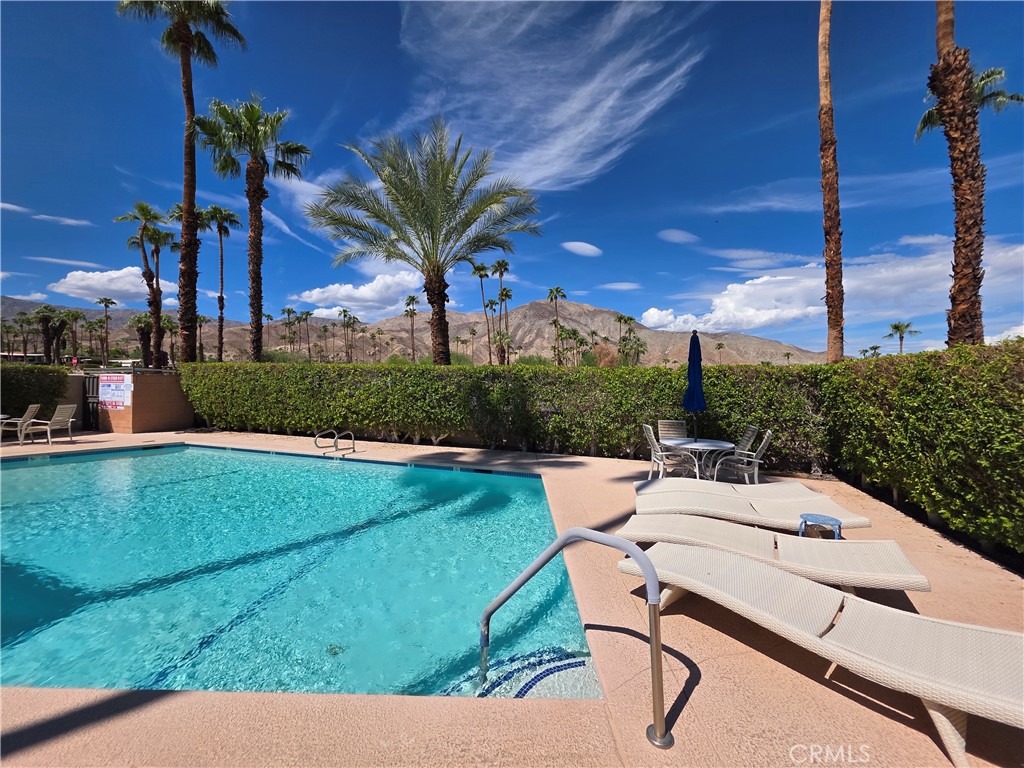 45990 Highway 74 Property Photo 1
