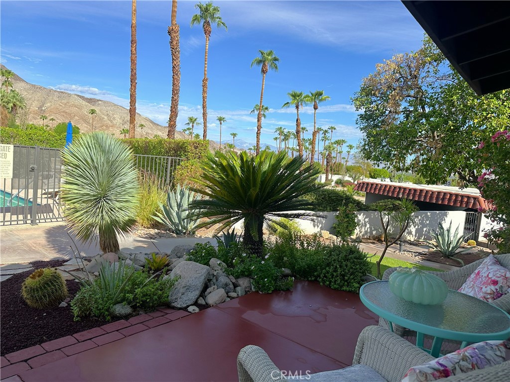 45990 Highway 74 Property Photo 2