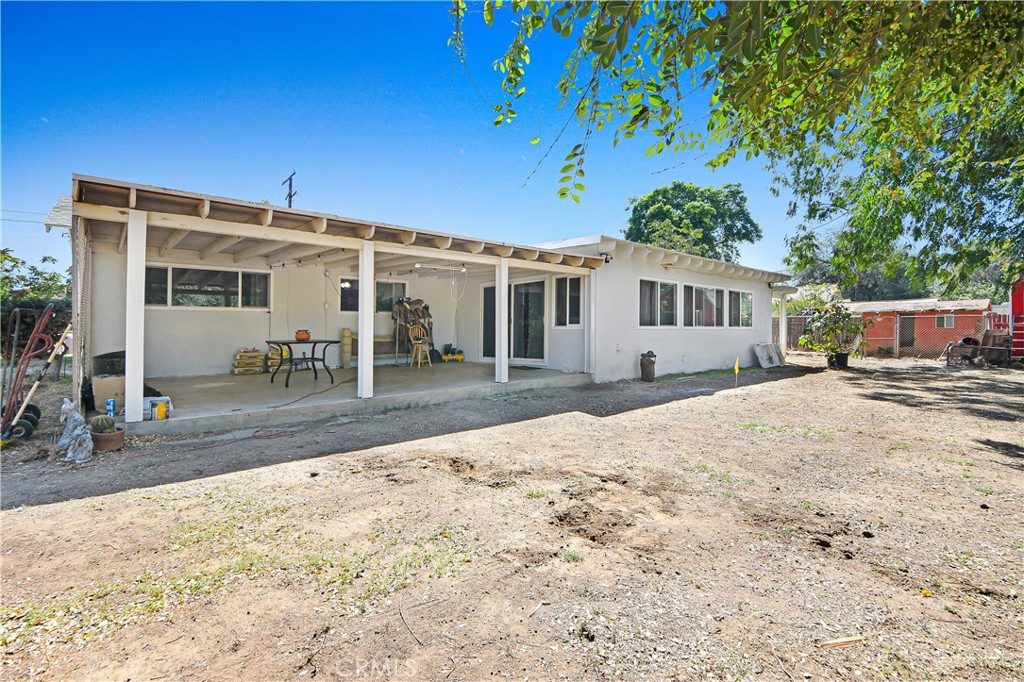 6523 Lorena Property Photo 7