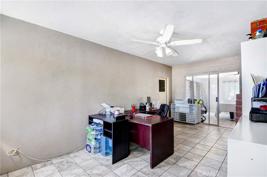 6523 Lorena Property Photo 16
