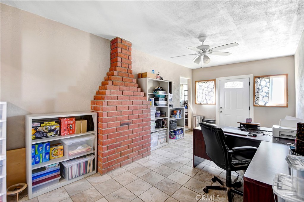 6523 Lorena Property Photo 17