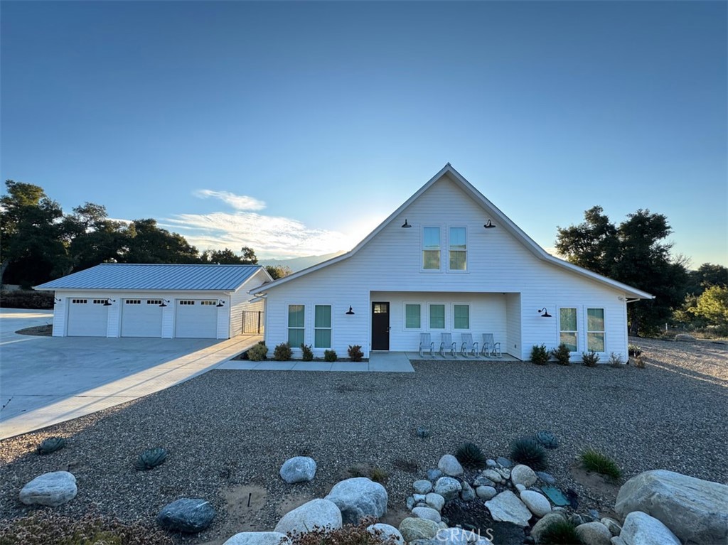 47043 Twin Pines Road Property Photo 2