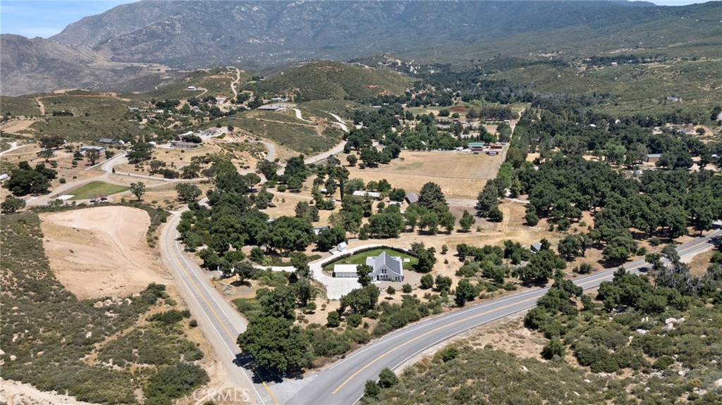 47043 Twin Pines Road Property Photo 42