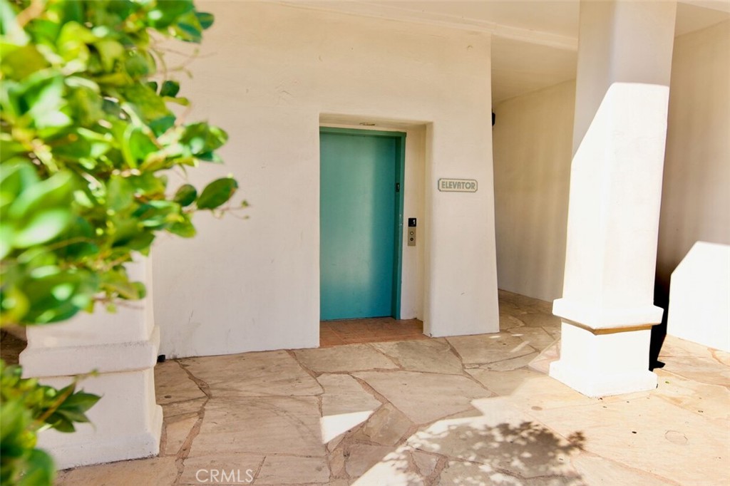 12598 Central Property Photo 5