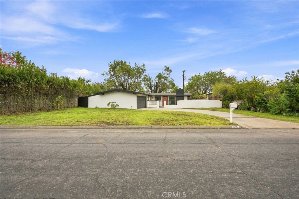 663 E Margarita Property Photo 34